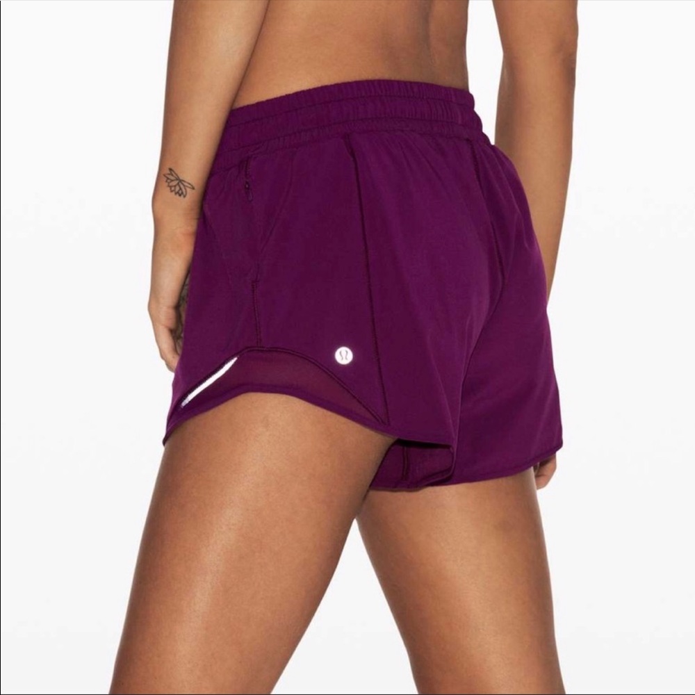 Lululemon Hotty Hot Short
